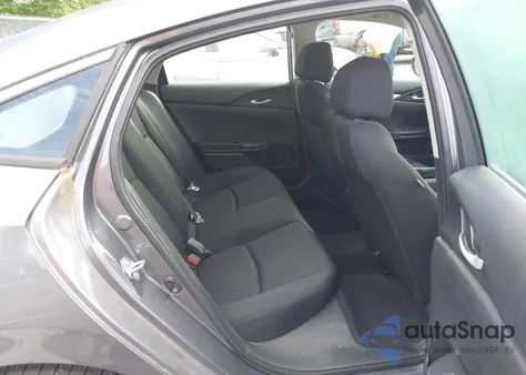 2018 Honda Civic Lx z USA, uszkodzony, nr VIN 2HGFC2F52JH563940